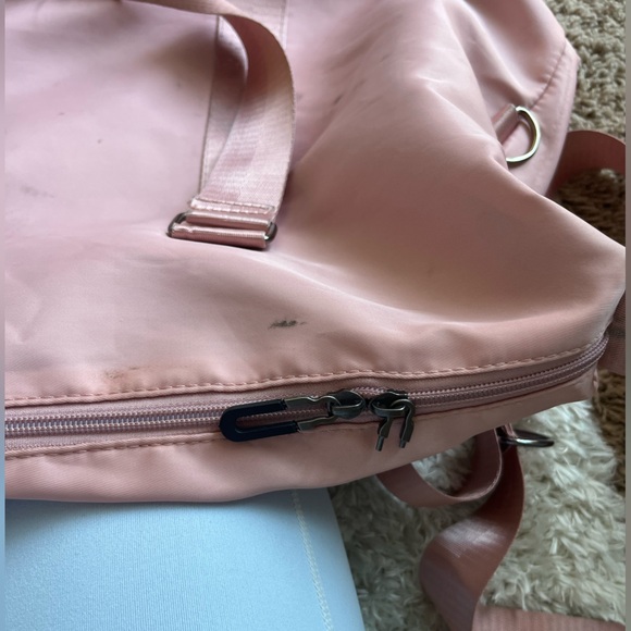 Lululemon Pink Duffle Bag - Picture 5 of 5